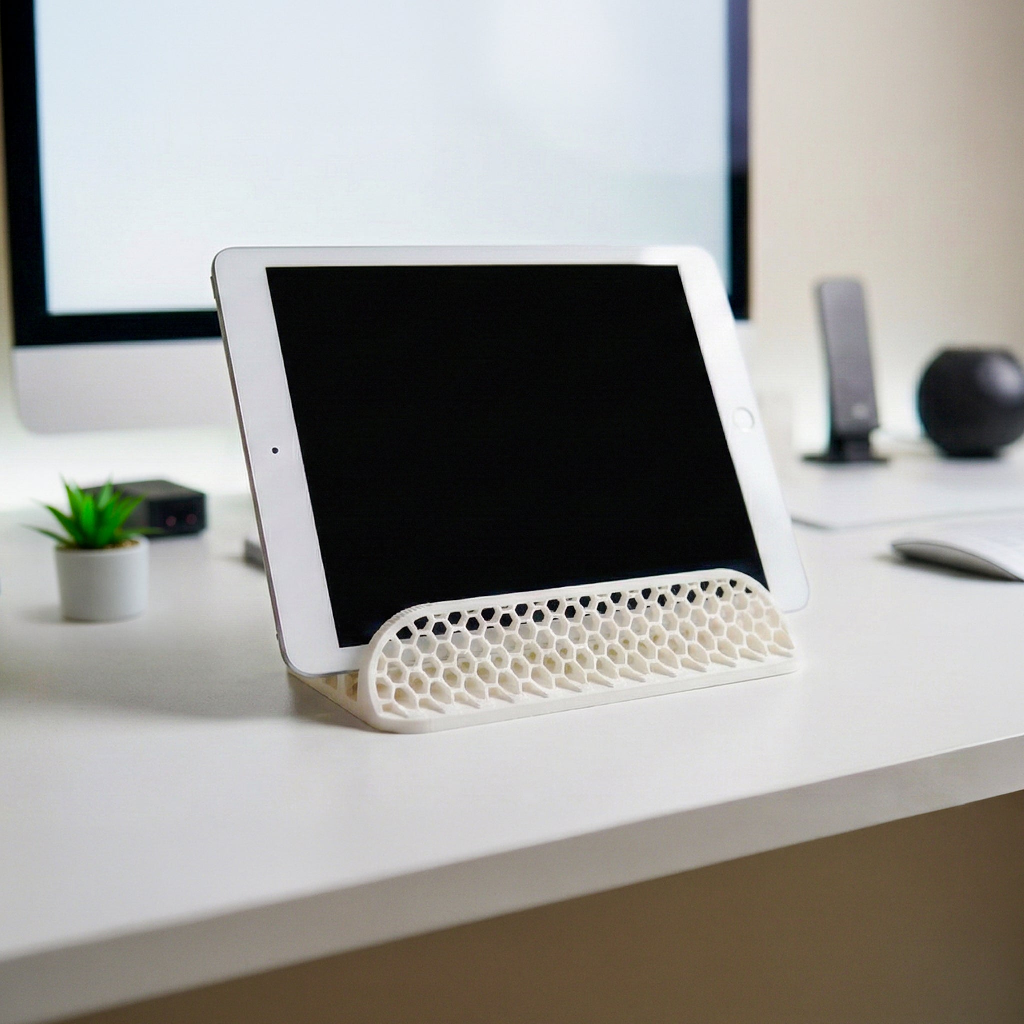 Modern Honeycomb Multi-Device Stand